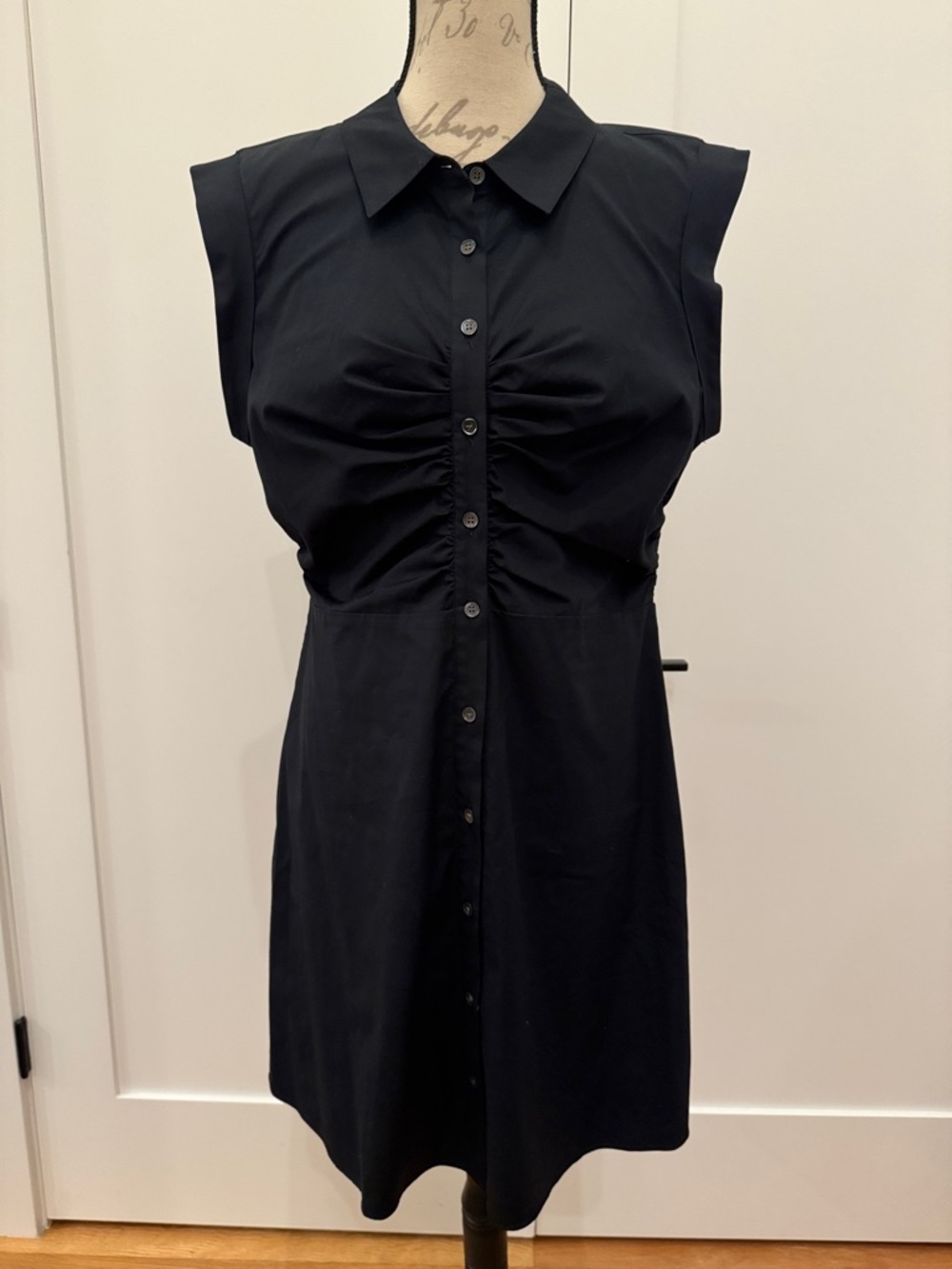 Veronica Beard Sleeveless Black Shirt Dress with Ruched Front